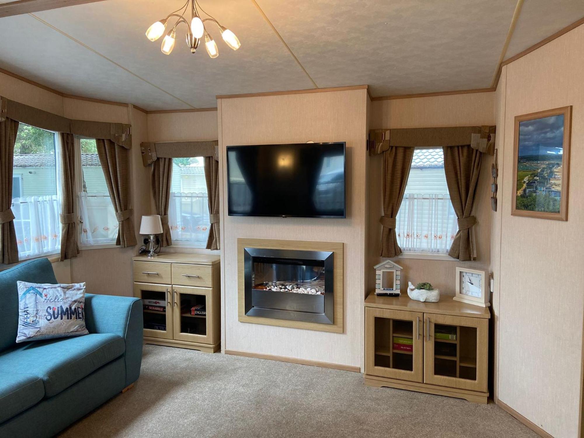 Mudeford Beach Lodge Екстериор снимка